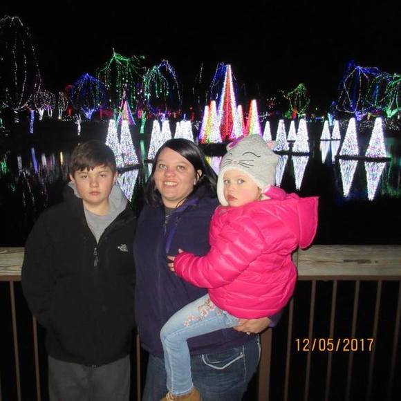 Meet your Posher, Amy - Picture 1 of 1